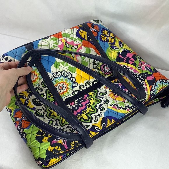 Vera Bradley Small Vera Tote in Rio - Picture 7 of 7